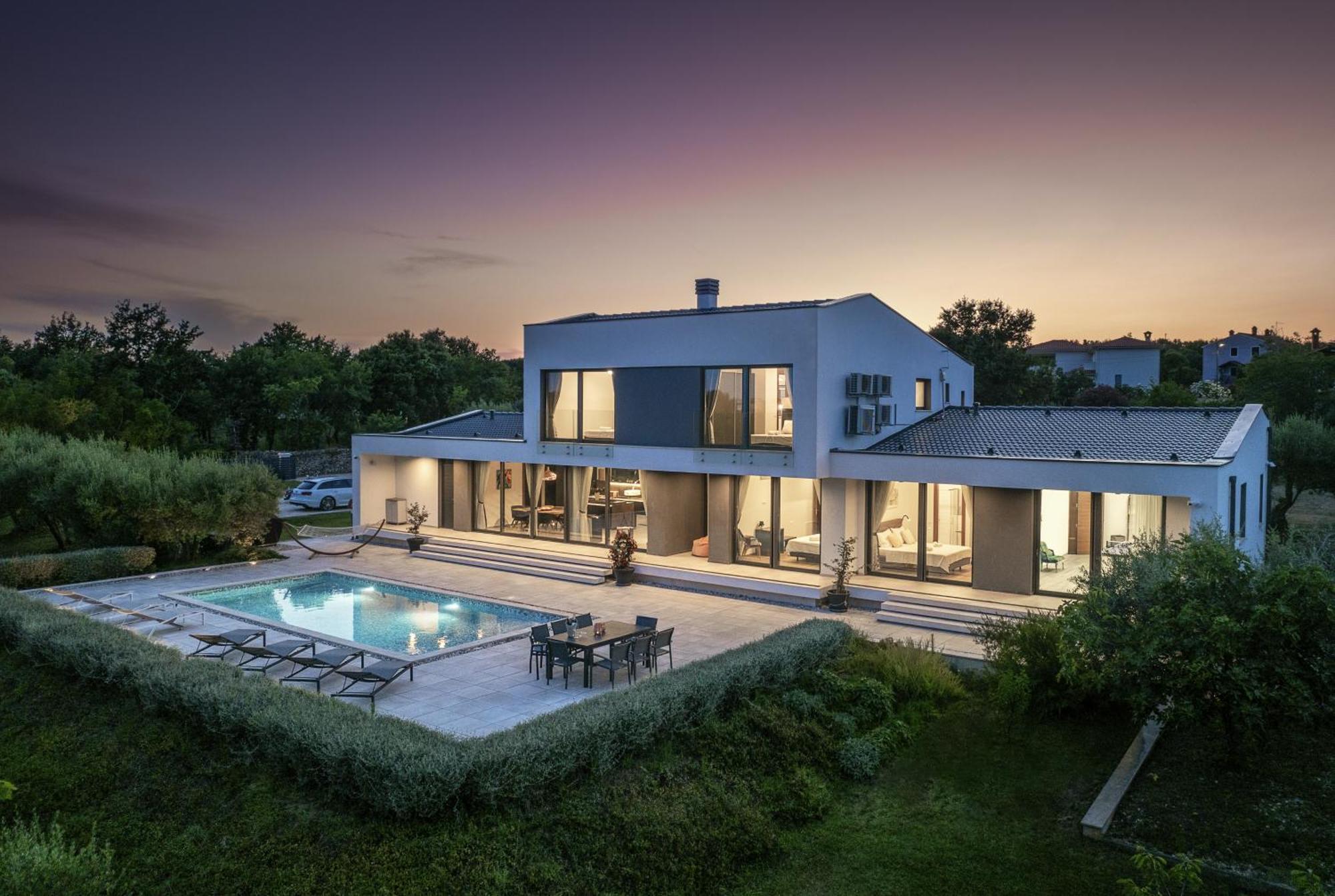 Martincic Residence - 5 Stars Luxury With Pool Heating On 4000M2 Rakalj Экстерьер фото